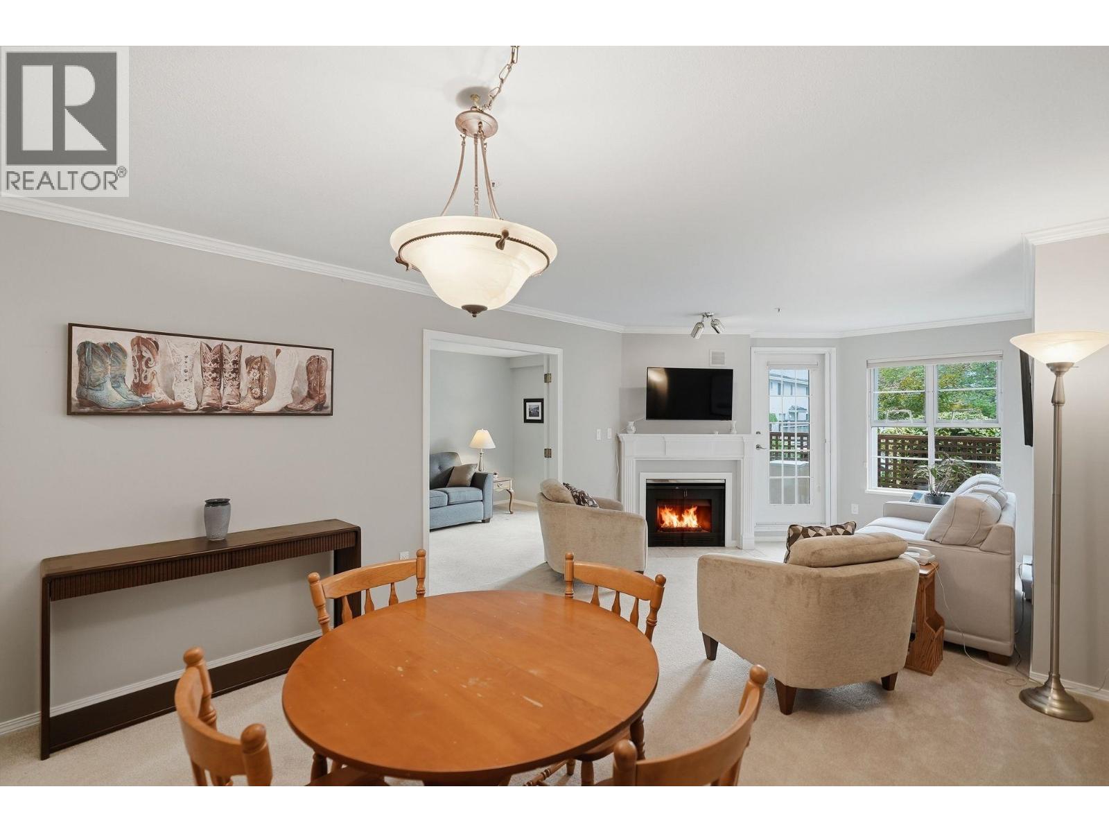 106 1172 55 Street Property Photo 11