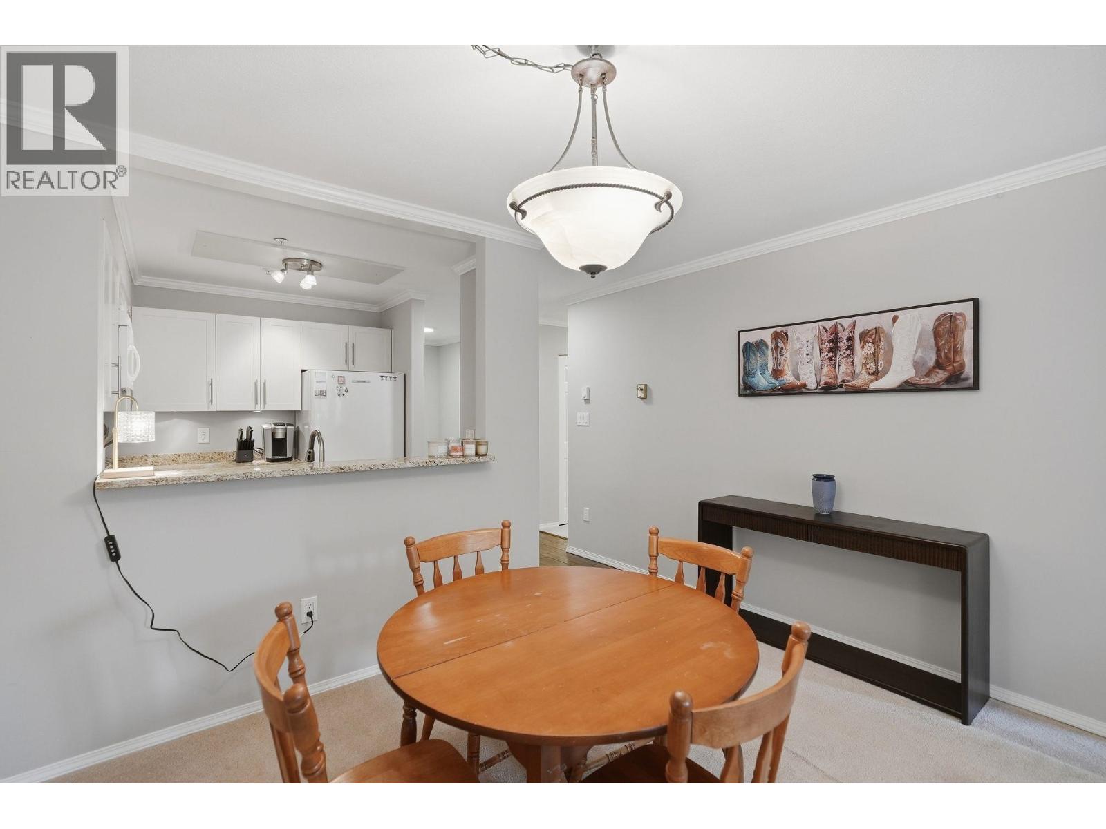 106 1172 55 Street Property Photo 12