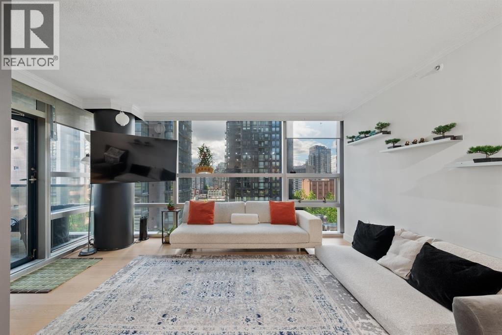 70x 1050 Burrard Street Property Photo 2