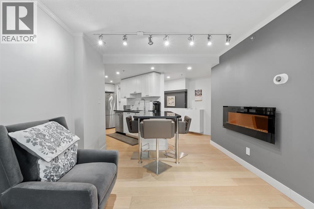 70x 1050 Burrard Street Property Photo 7