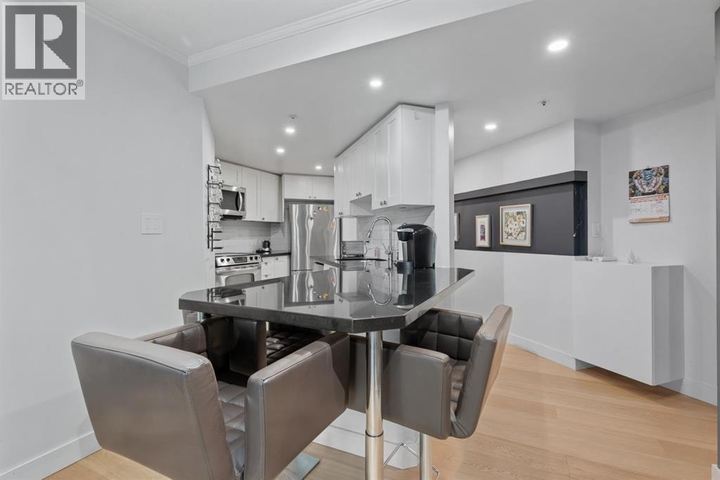 70x 1050 Burrard Street Property Photo 9