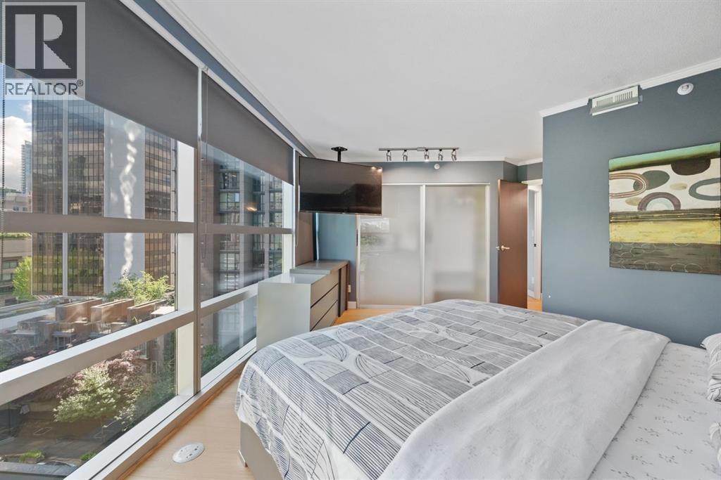 70x 1050 Burrard Street Property Photo 15