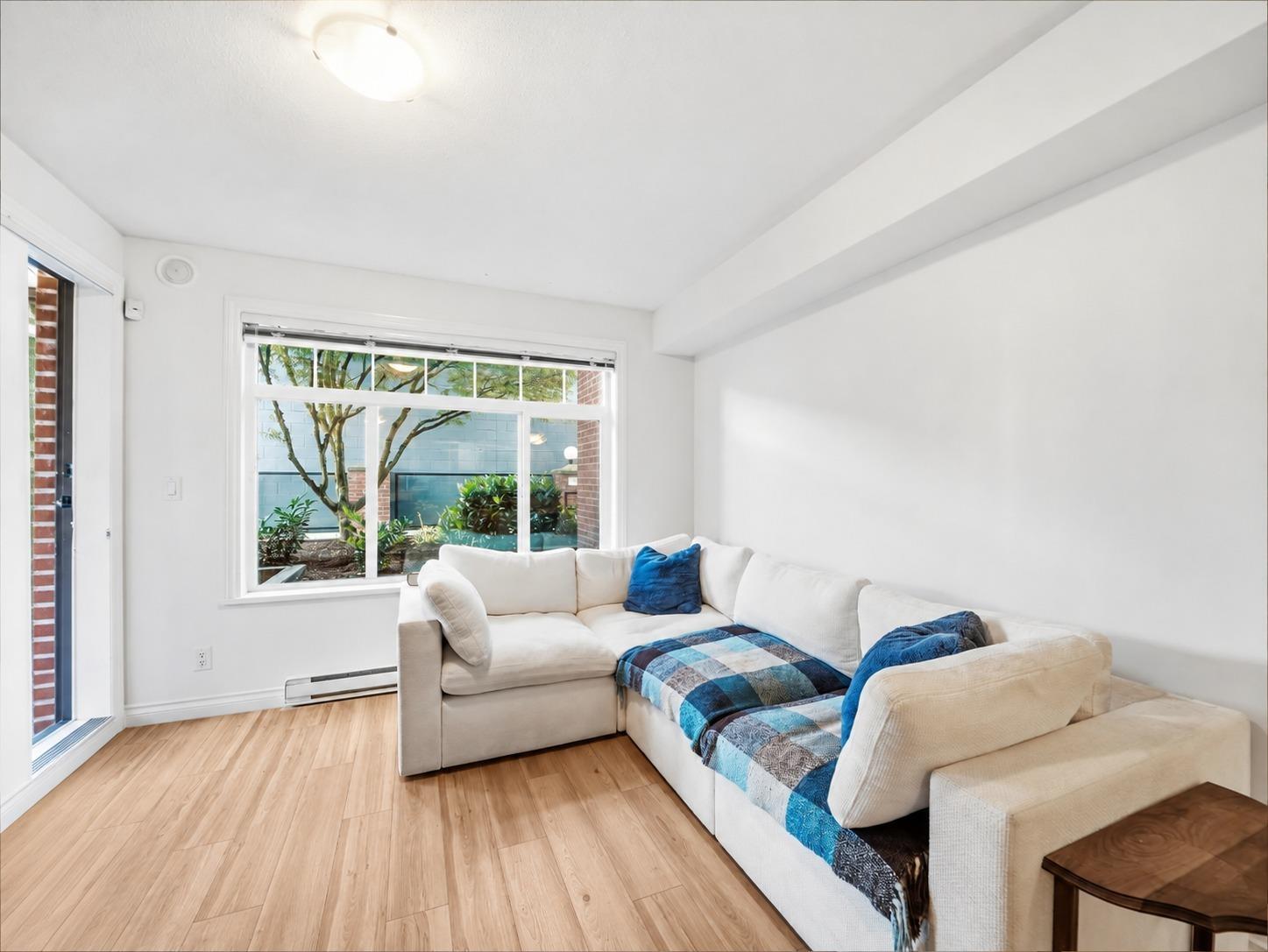 146 5660 201a Street Property Photo 6