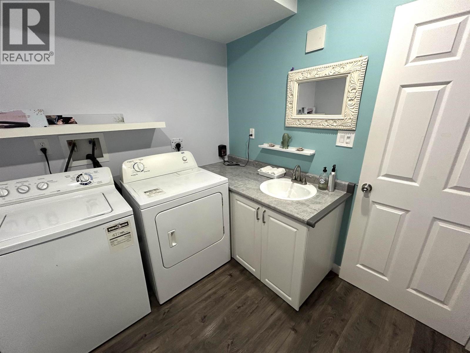 1880 Juniper Street Property Photo 34