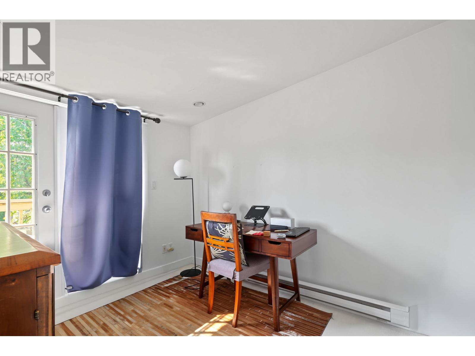 462 W 19th Avenue Property Photo 20