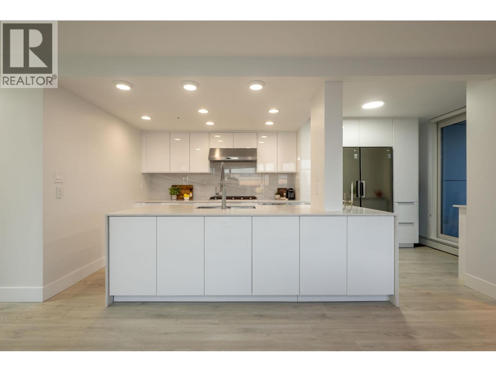 2607 198 Aquarius Mews Property Photo 17