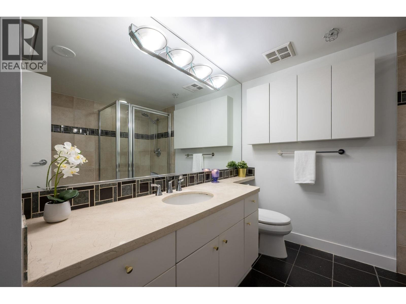 2607 198 Aquarius Mews Property Photo 30
