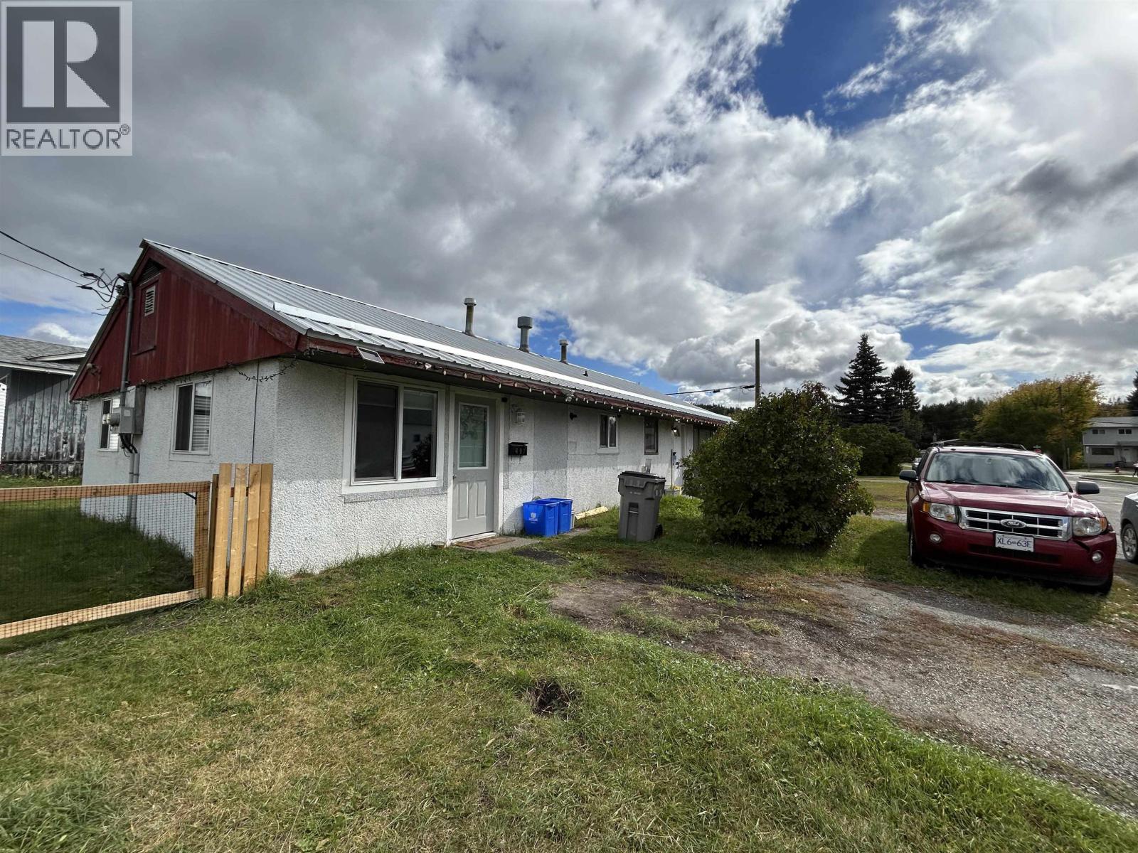 491-497 Webster Avenue Property Photo 2