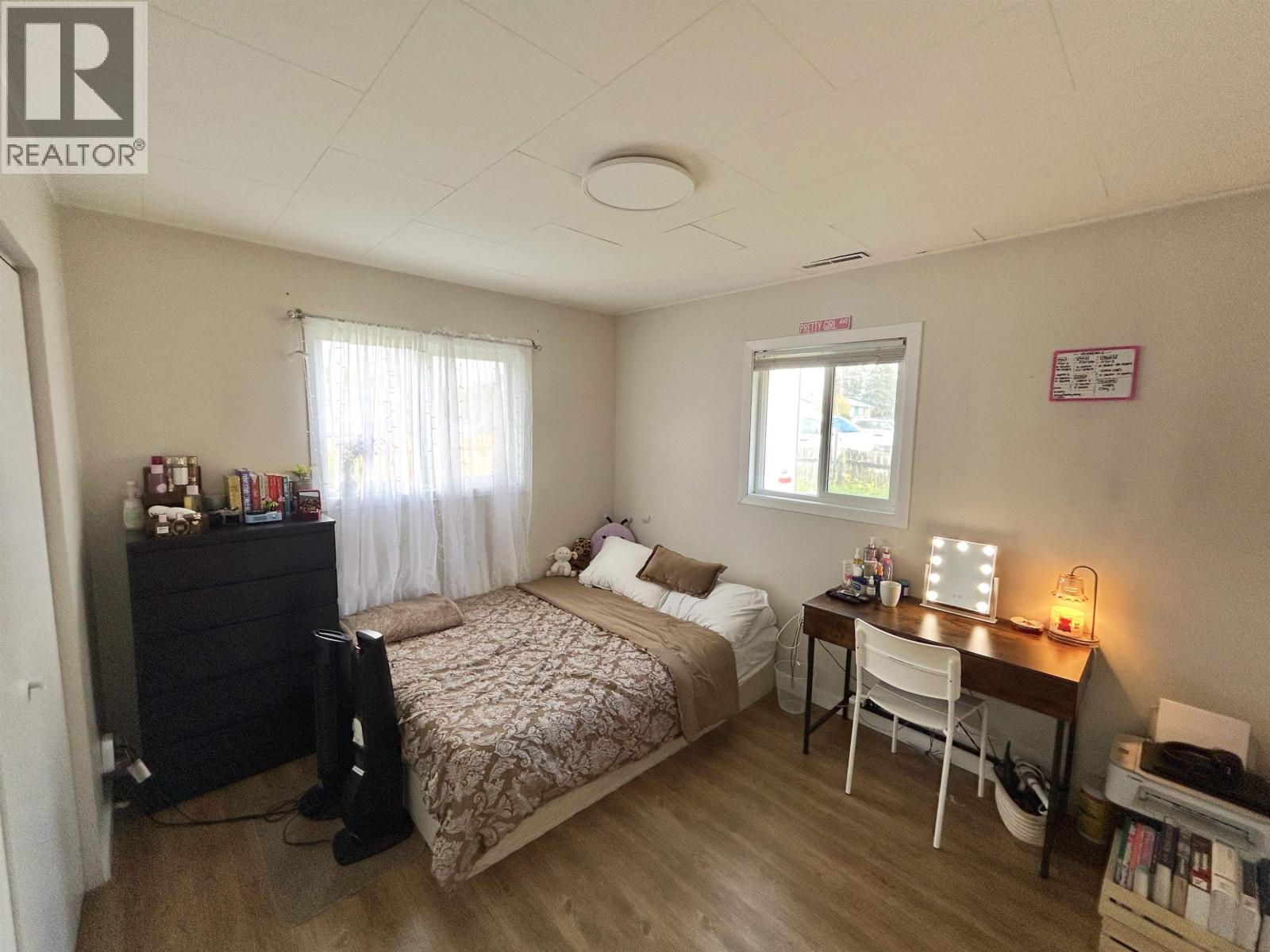 491-497 Webster Avenue Property Photo 12