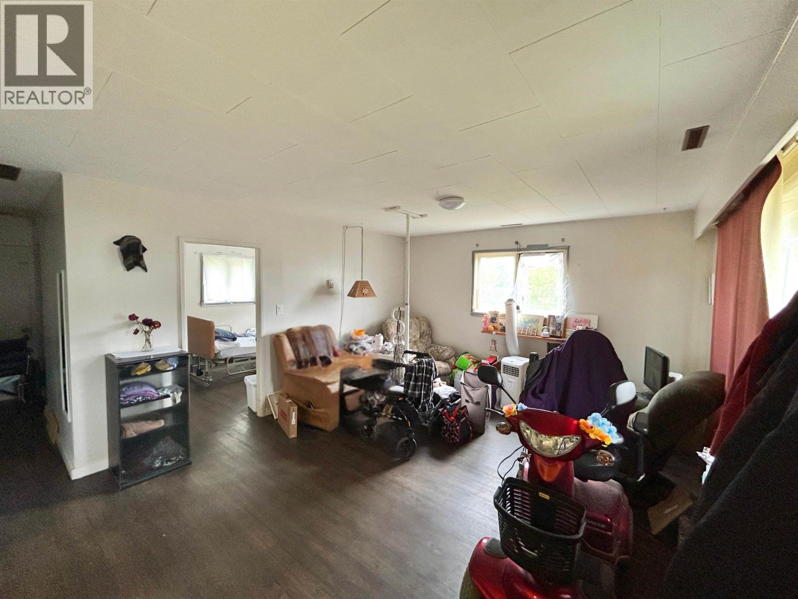 491-497 Webster Avenue Property Photo 18