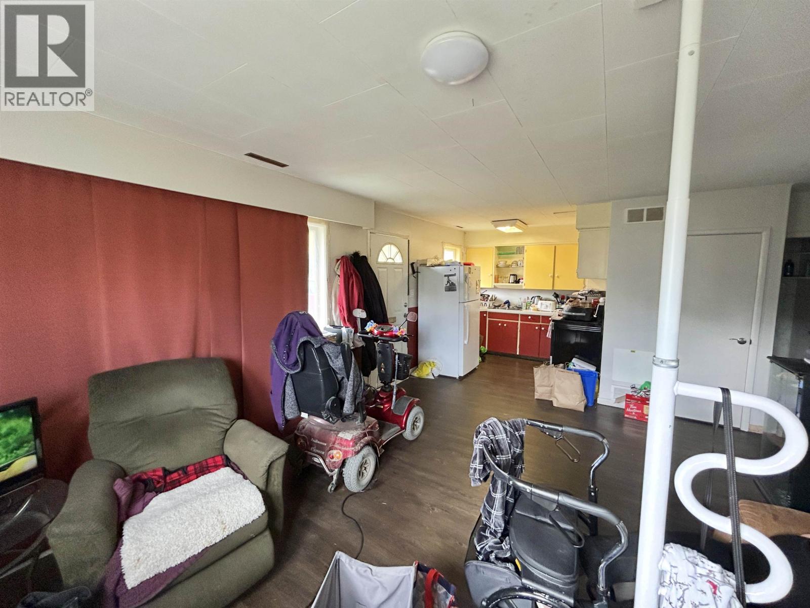 491-497 Webster Avenue Property Photo 19