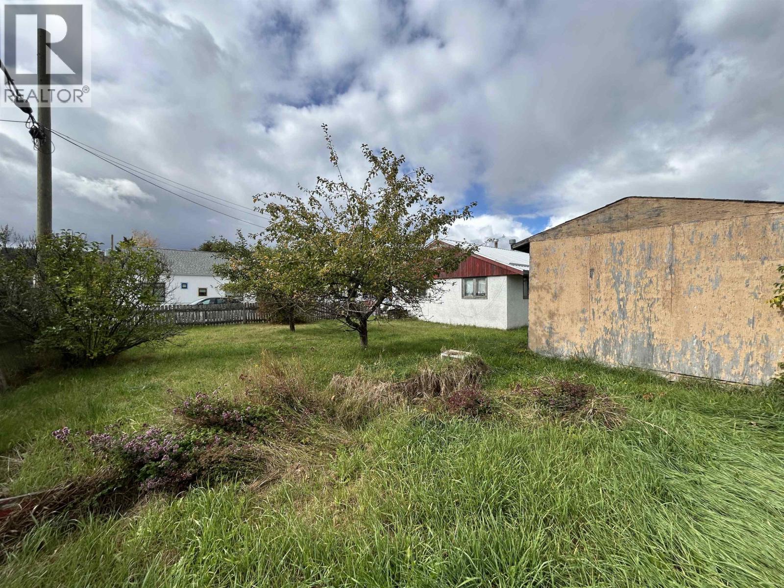 491-497 Webster Avenue Property Photo 29