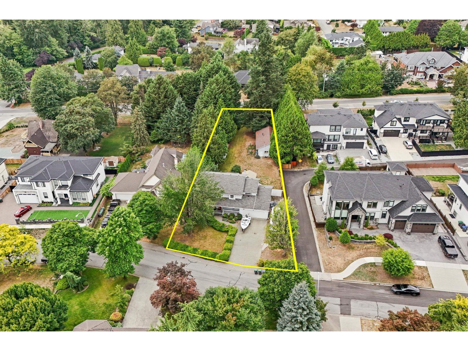 5455 184a Street Property Photo 1