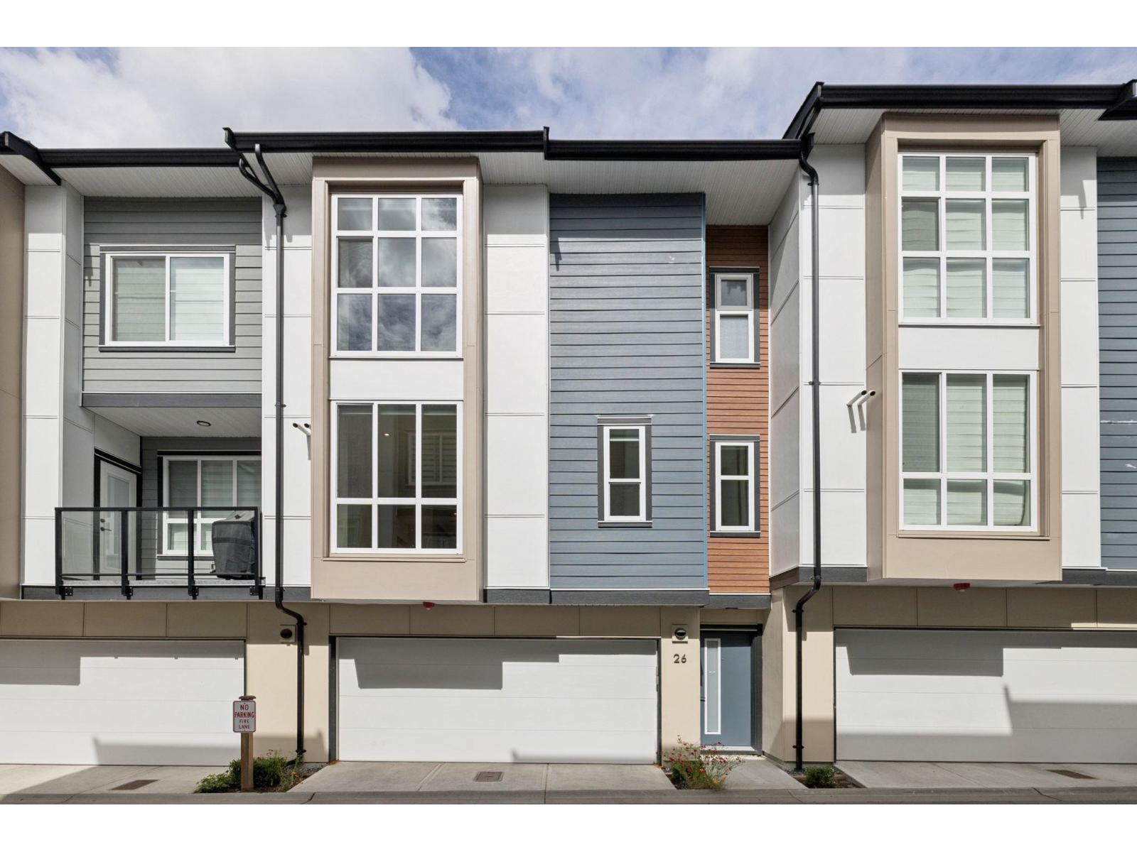 26 7670 207 Street Property Photo 1
