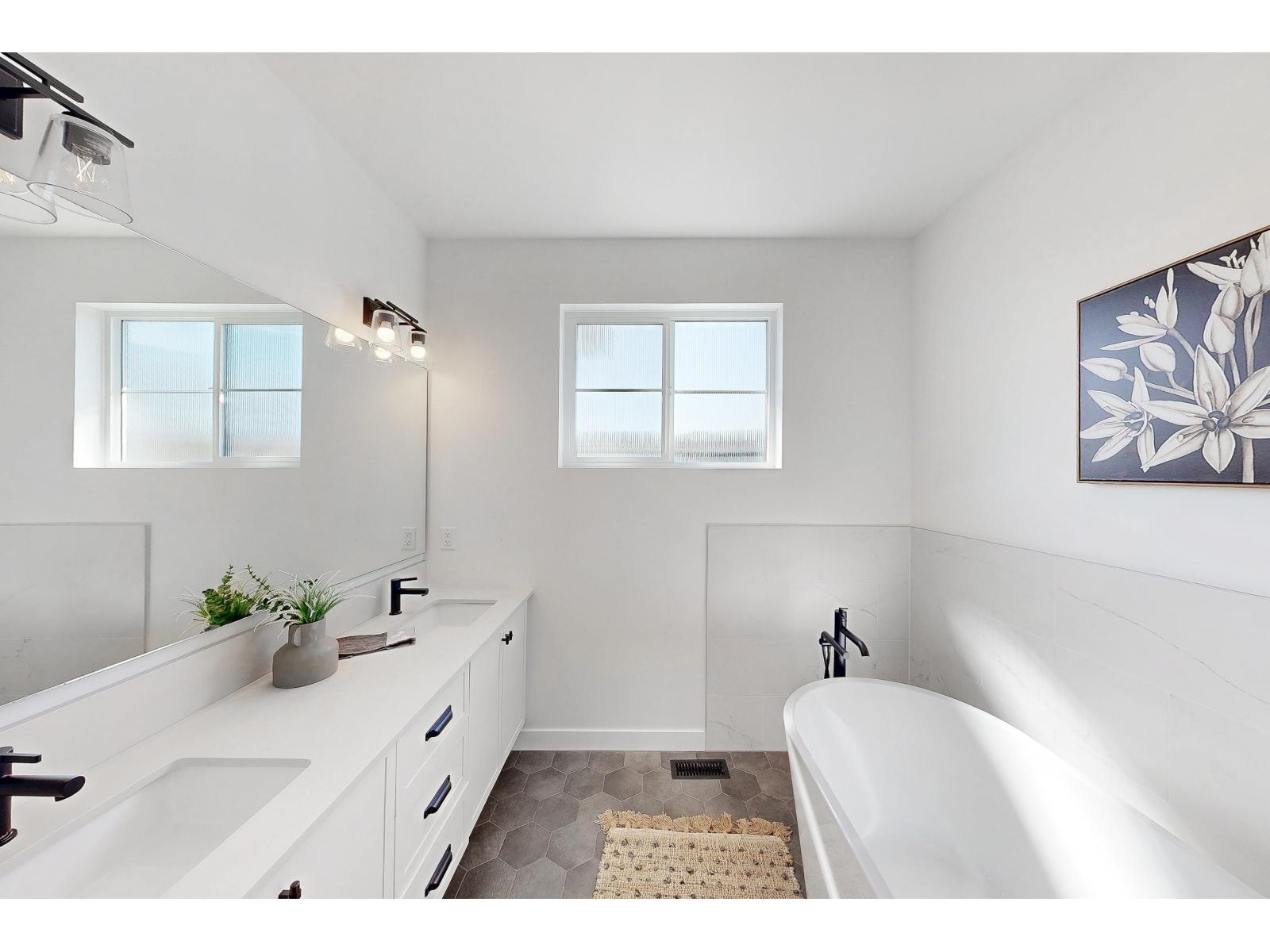 19619 75 Avenue Property Photo 20