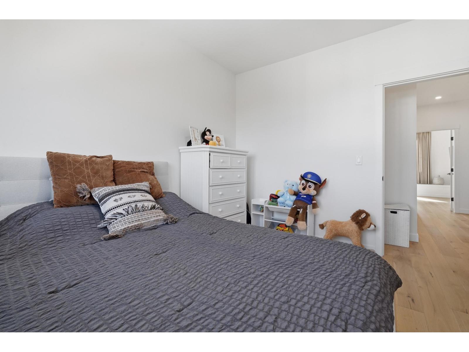 19619 75 Avenue Property Photo 25