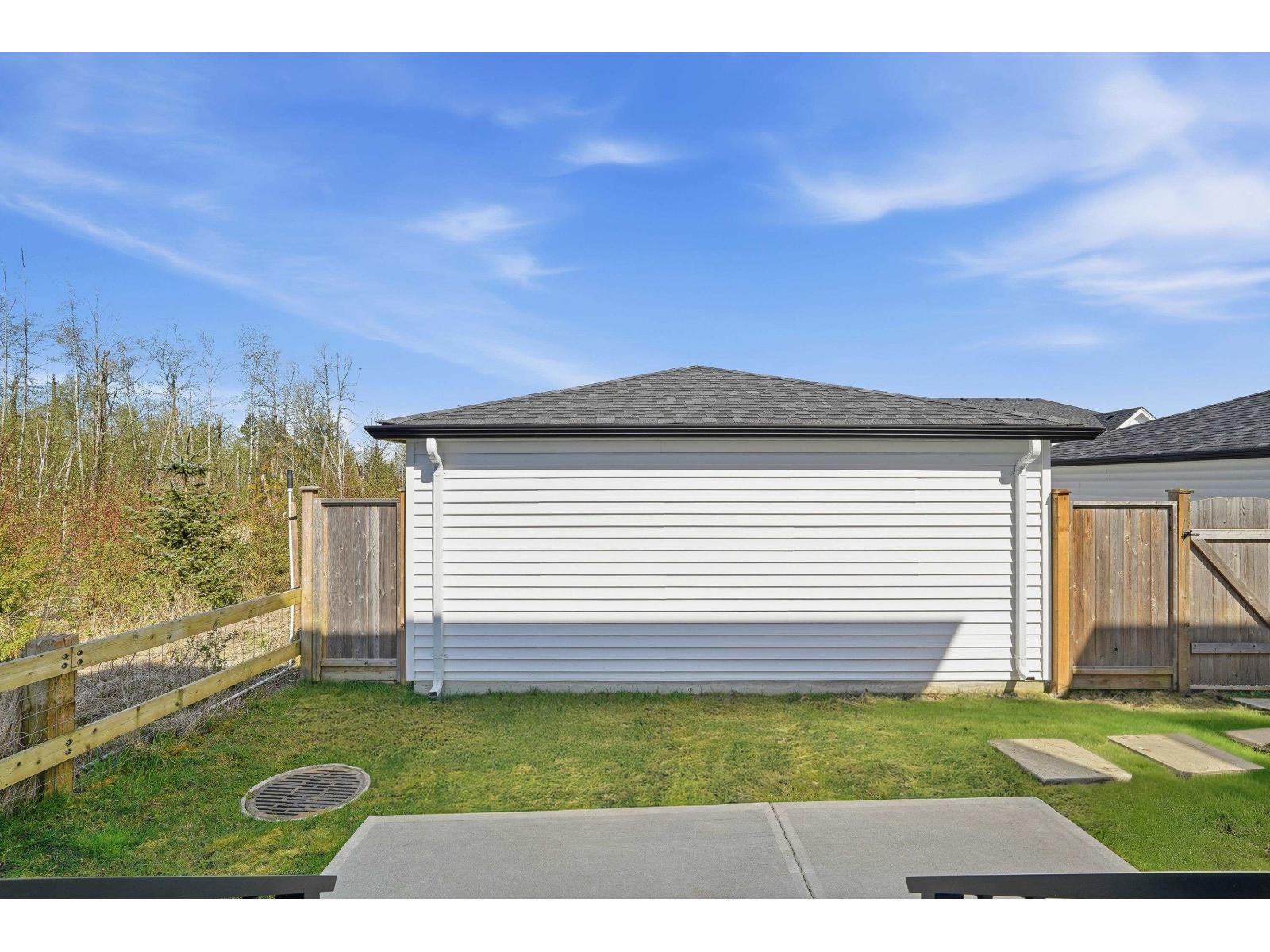 19619 75 Avenue Property Photo 37