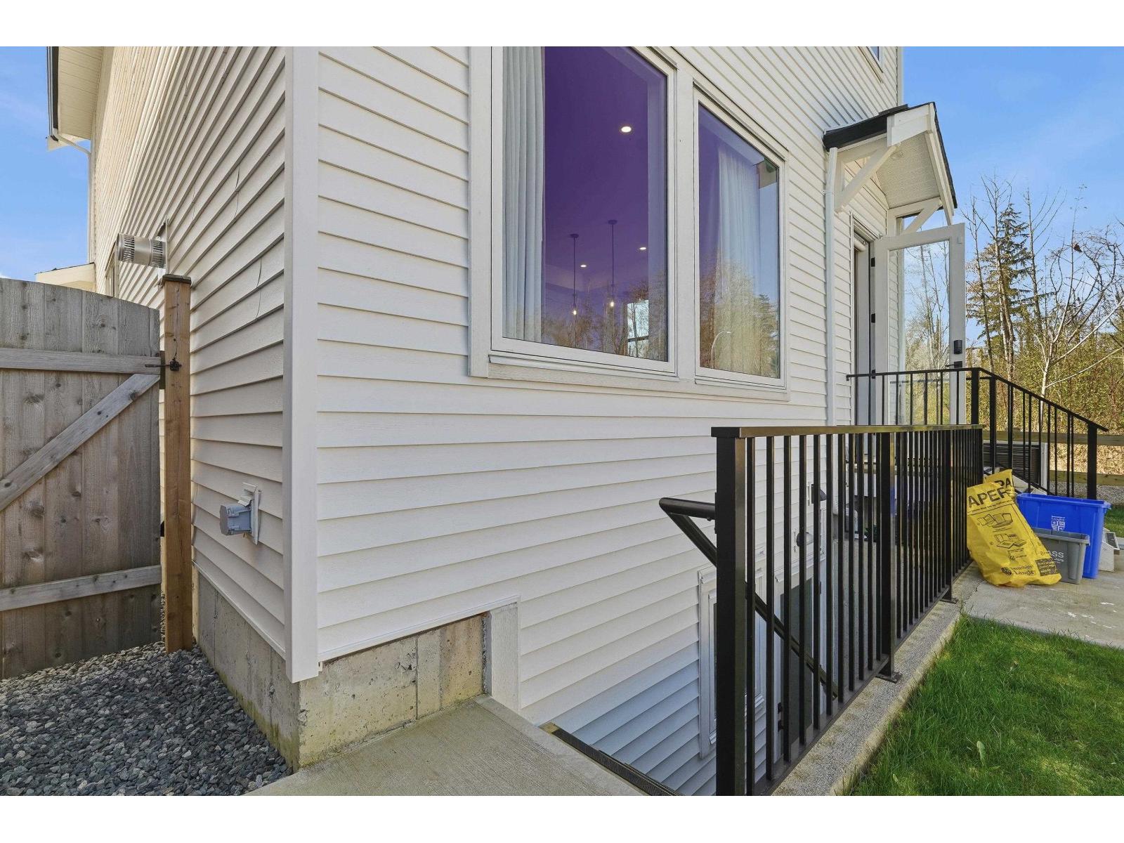 19619 75 Avenue Property Photo 38