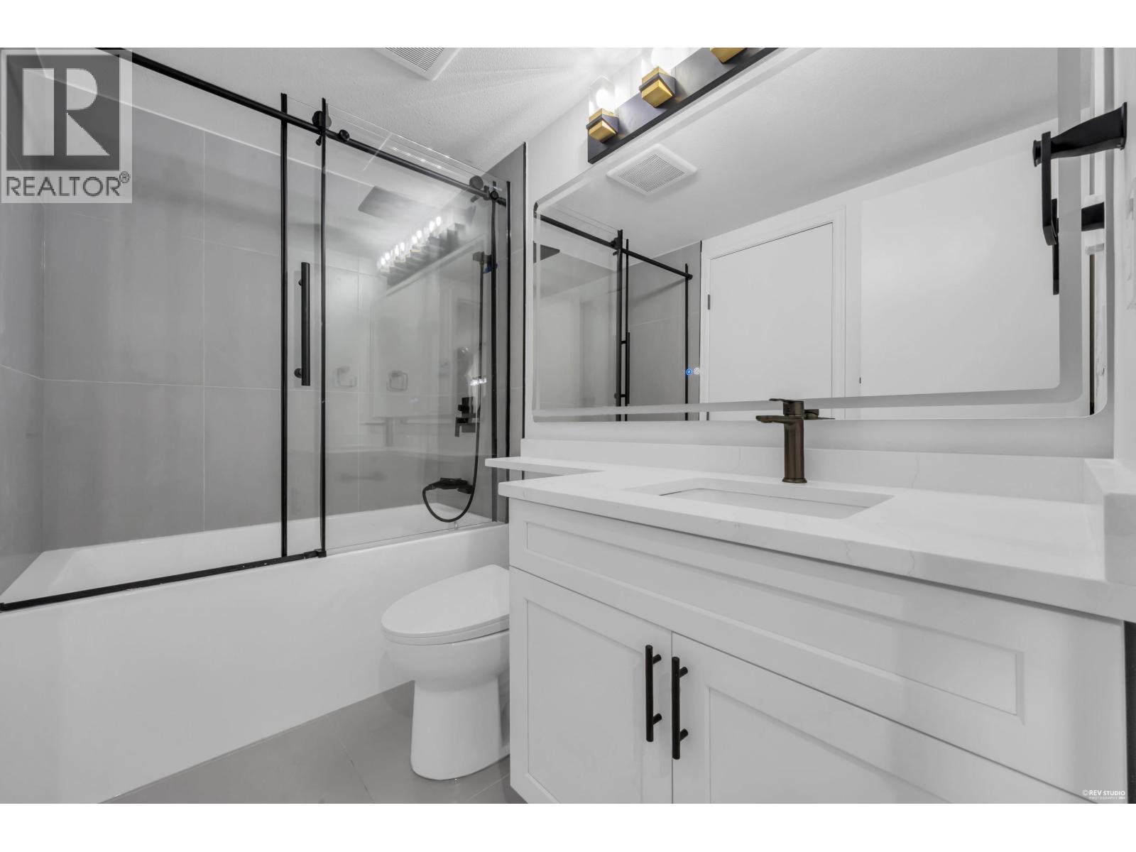 306 6833 Village Grn Property Photo 17