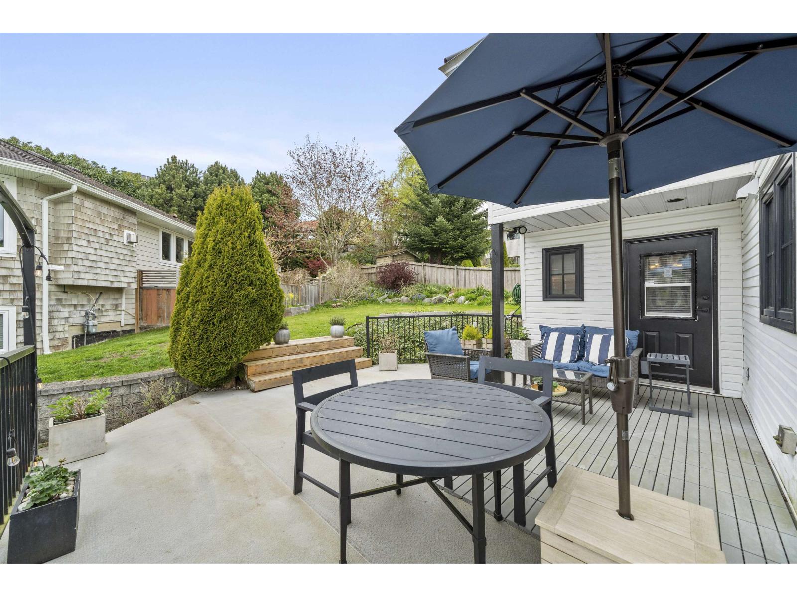 16071 8 Avenue Property Photo 13