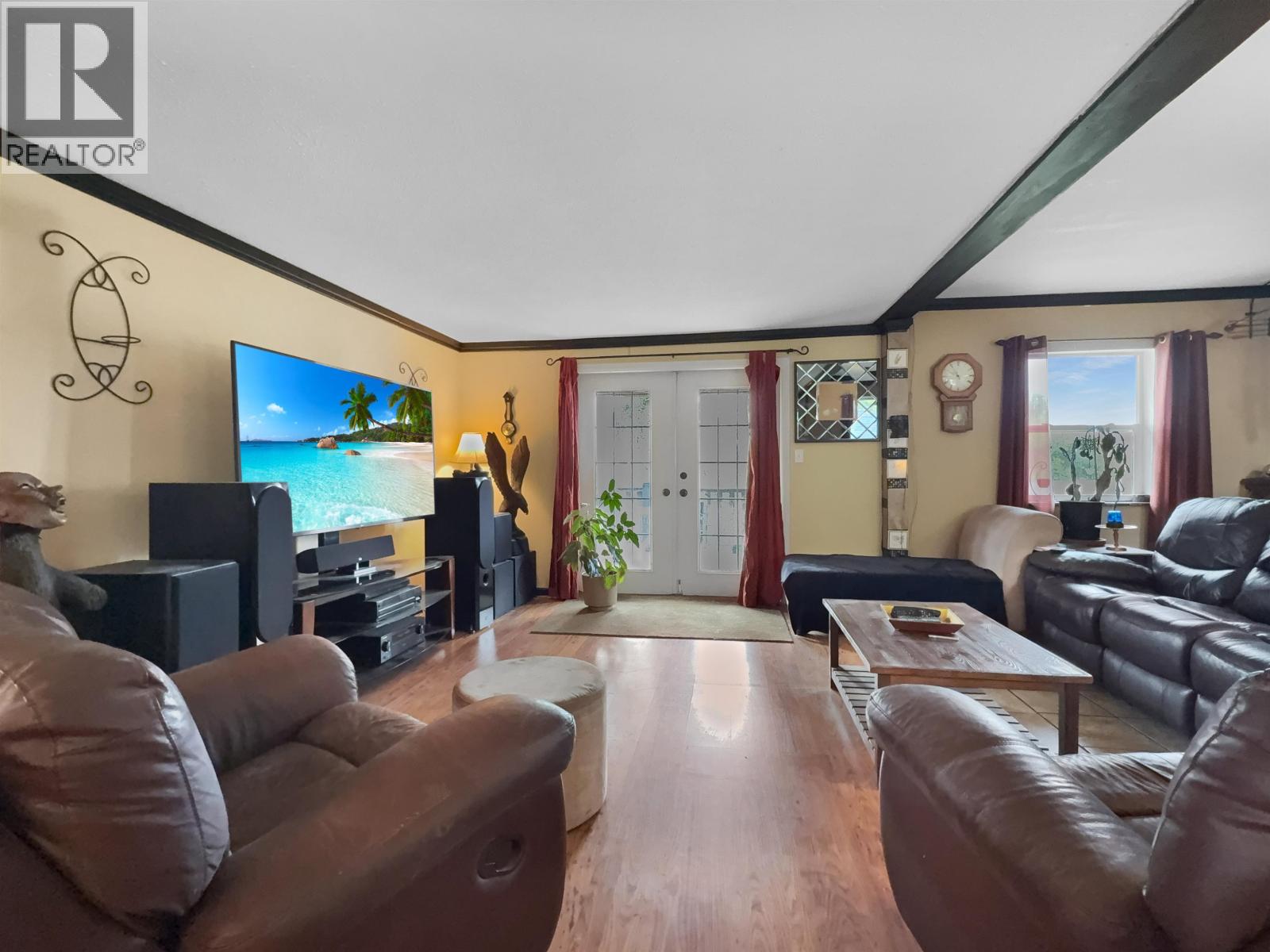 4832 Clarke Avenue Property Photo 17