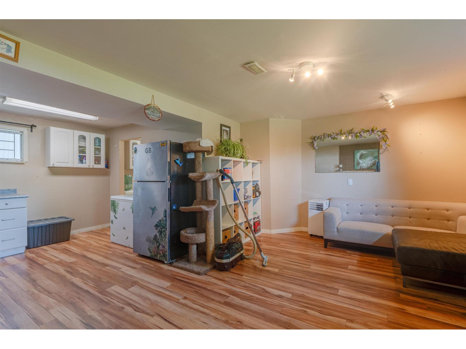 11546 Surrey Road Property Photo 17