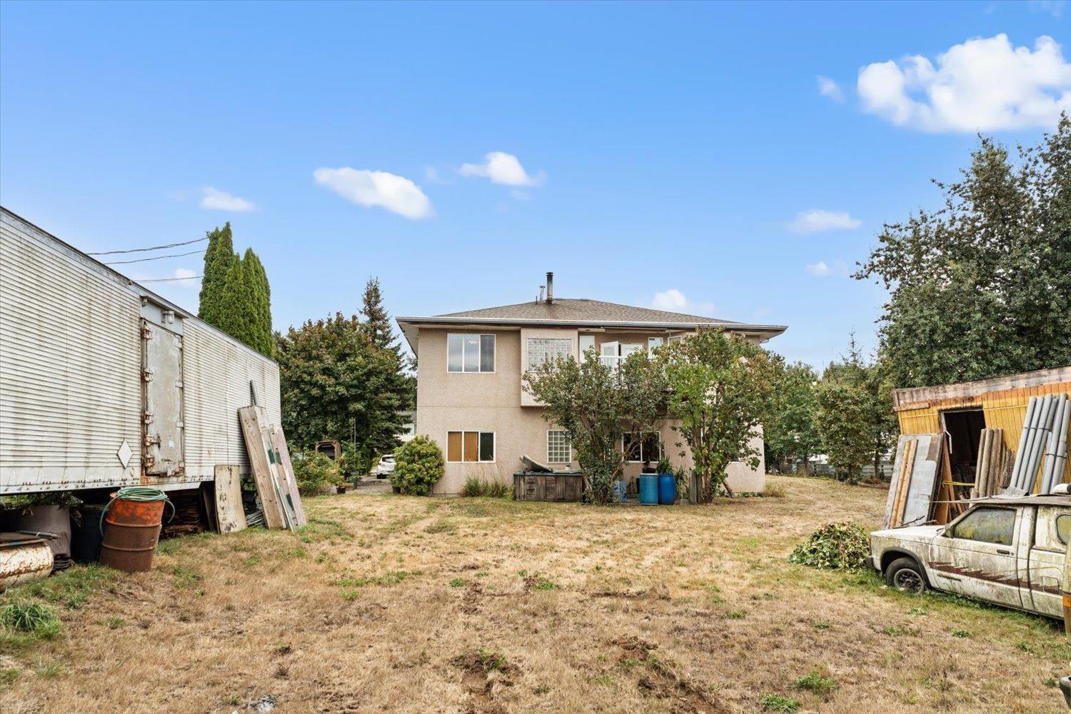 2203 Windsor Street Property Photo 4