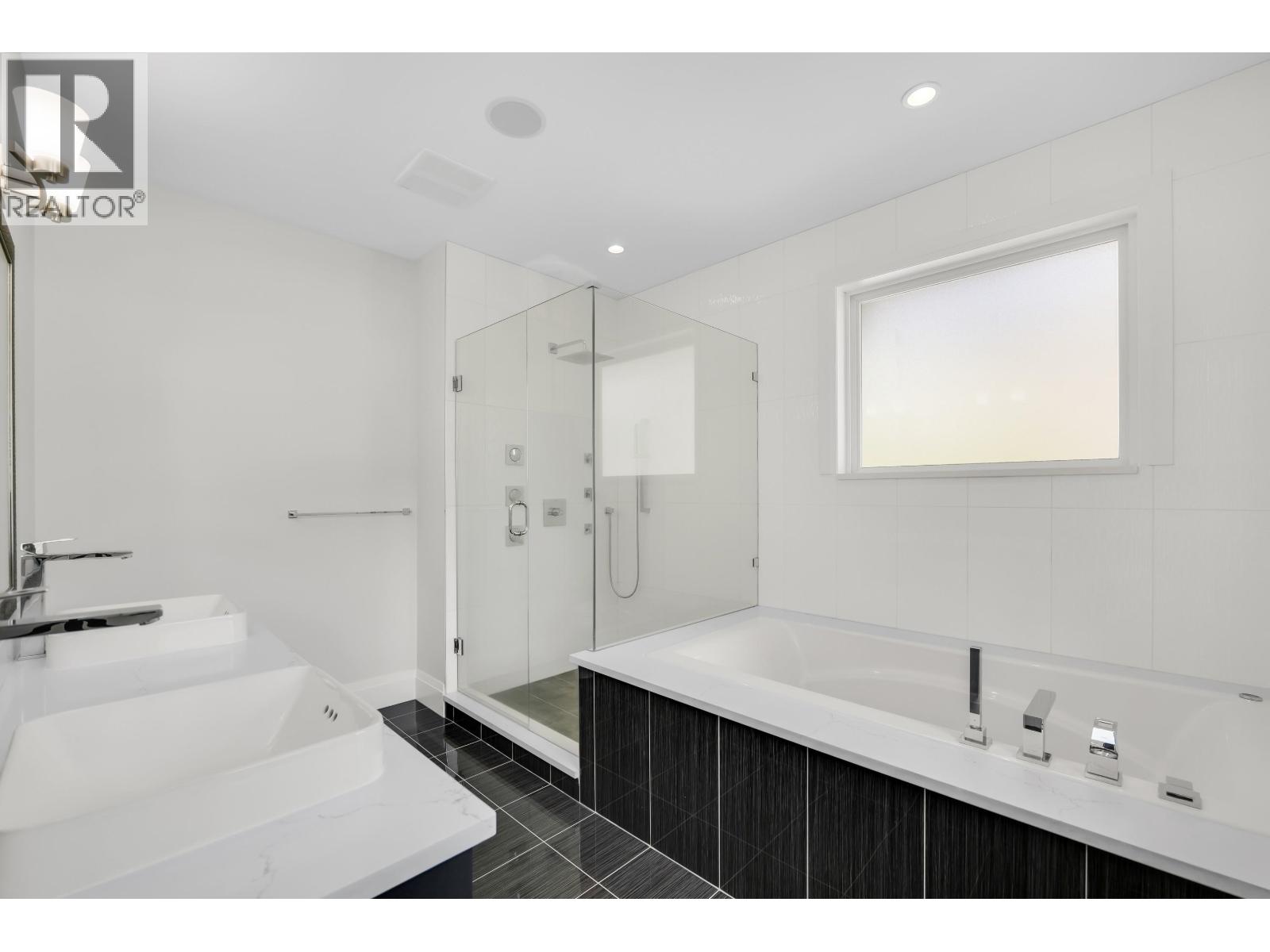 2237 Windsail Place Property Photo 18