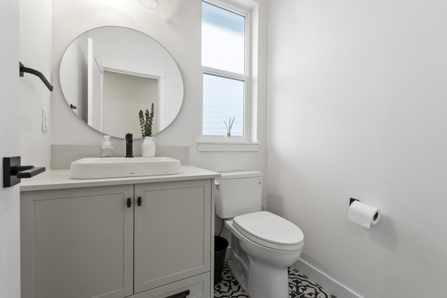 7567 196a Street Property Photo 11