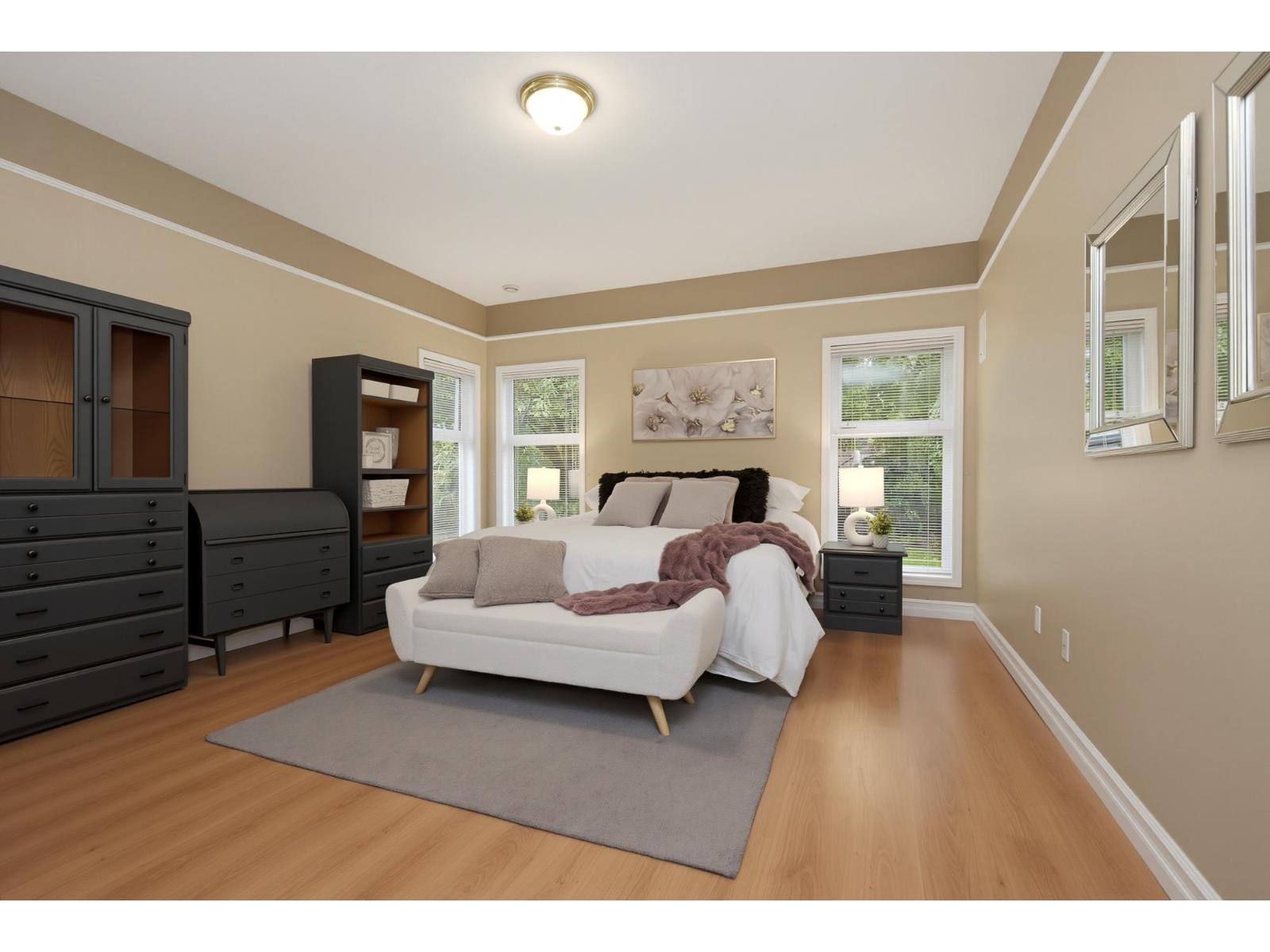 5226 222 Street Property Photo 14