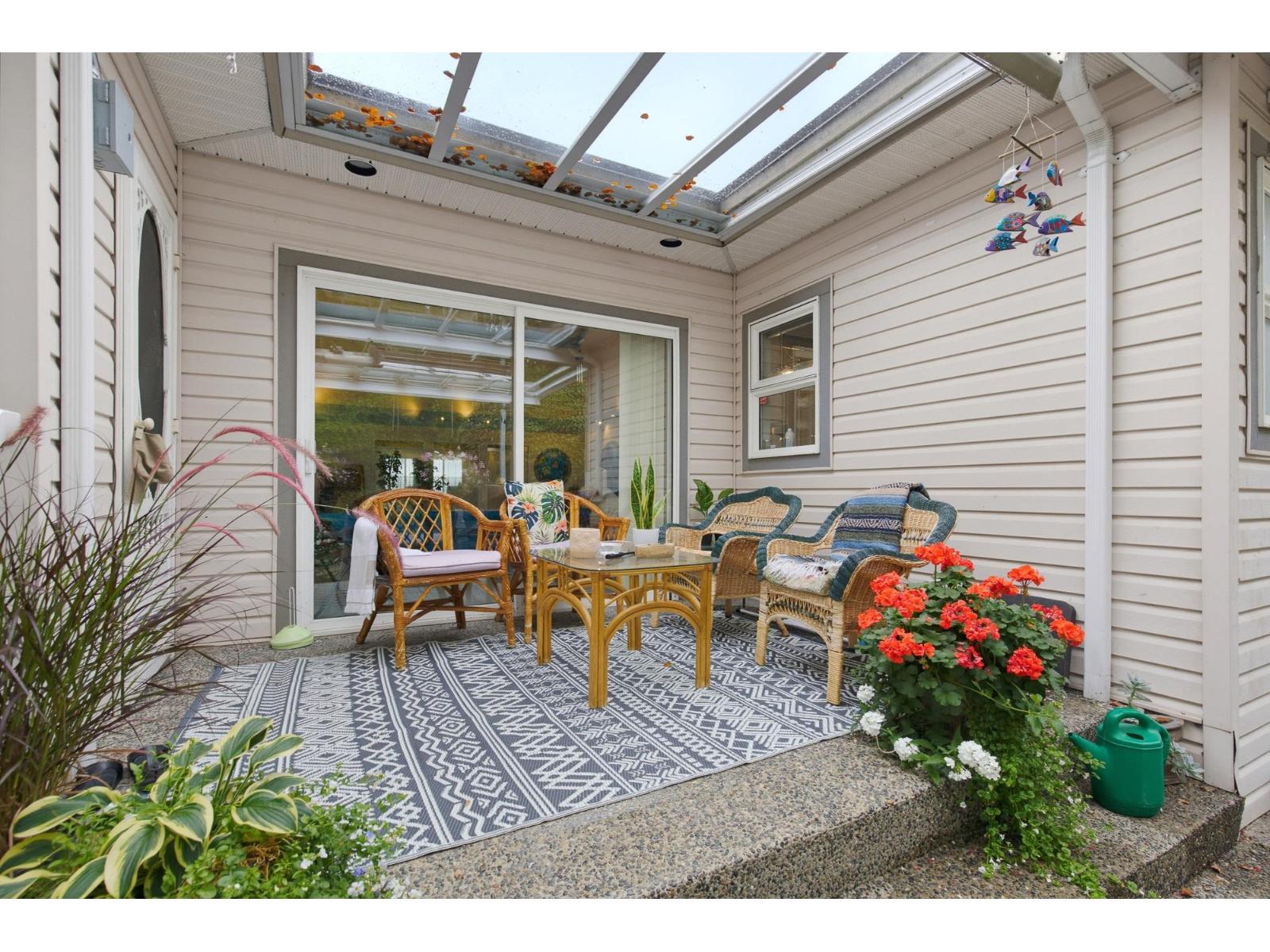5226 222 Street Property Photo 28