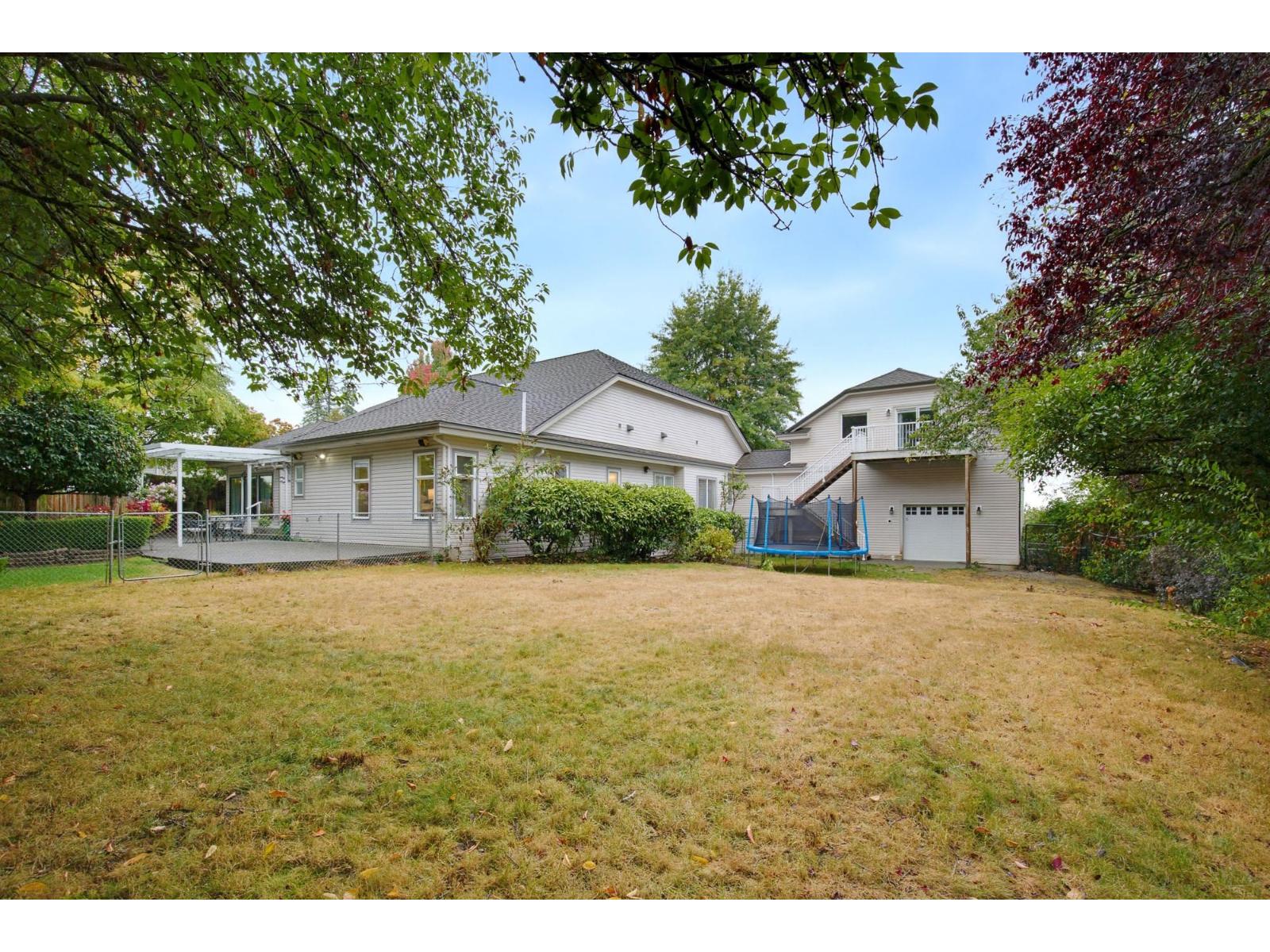 5226 222 Street Property Photo 31