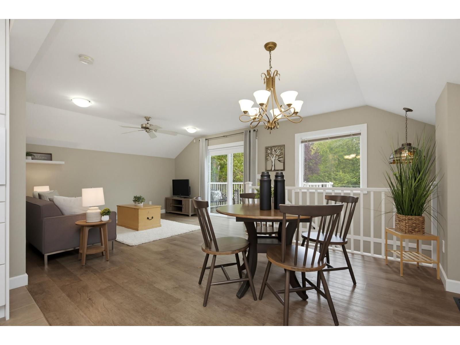 5226 222 Street Property Photo 33