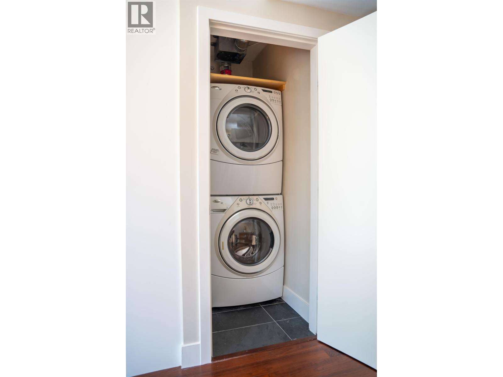 504 1675 W 8 Avenue Property Photo 18