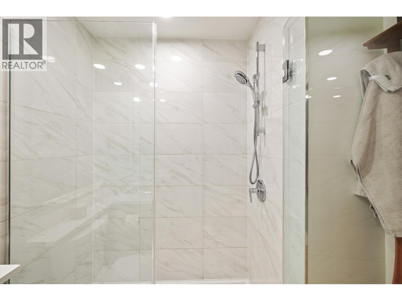 617 7588 16th Street Property Photo 18