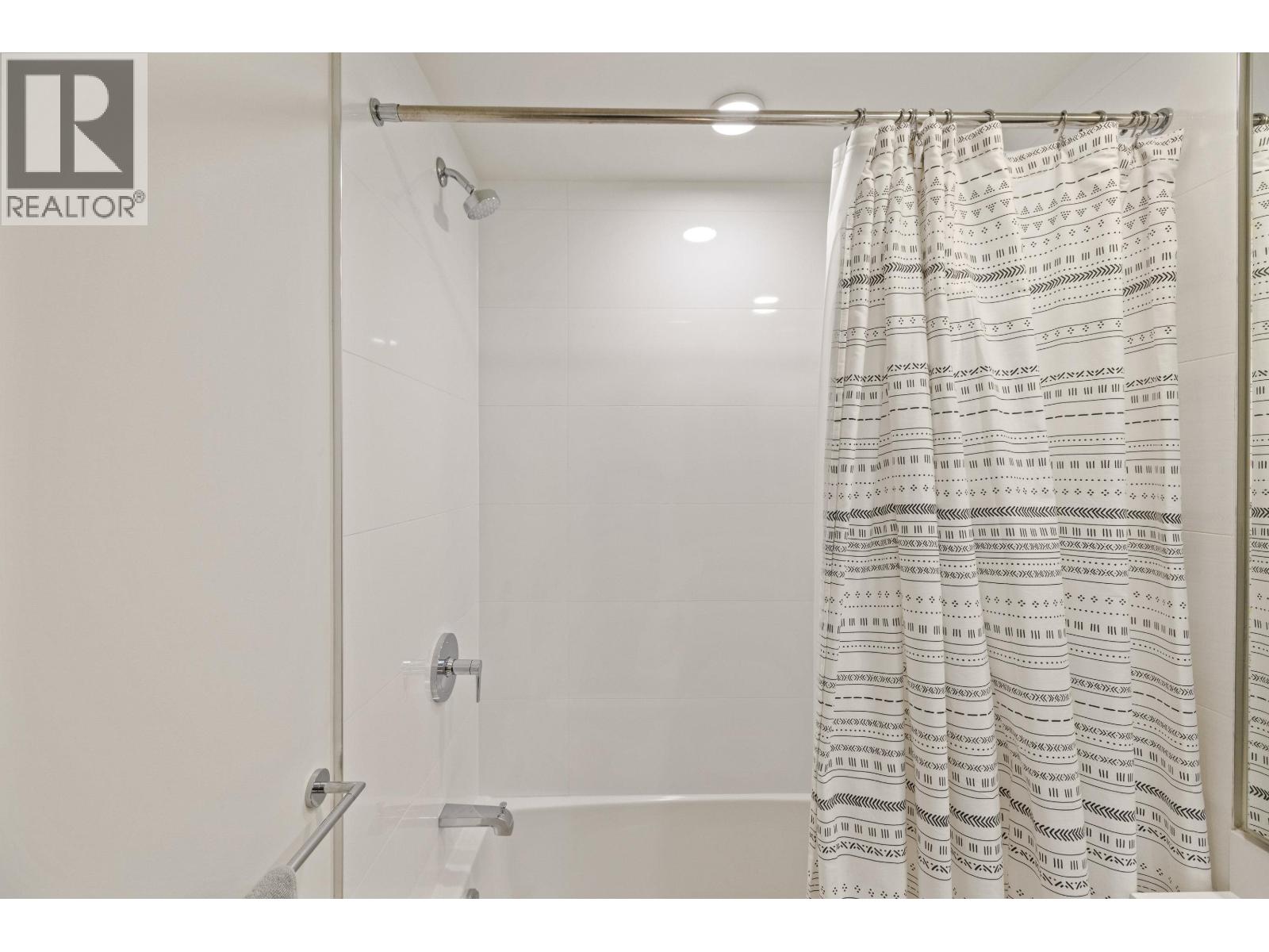 617 7588 16th Street Property Photo 24