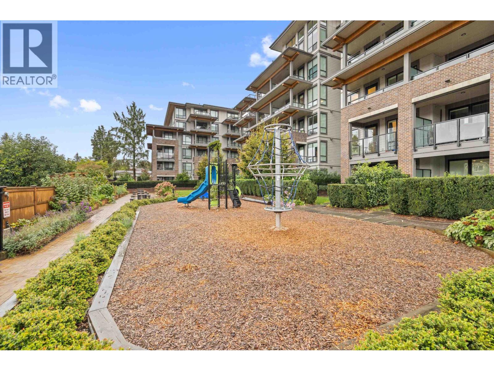617 7588 16th Street Property Photo 34
