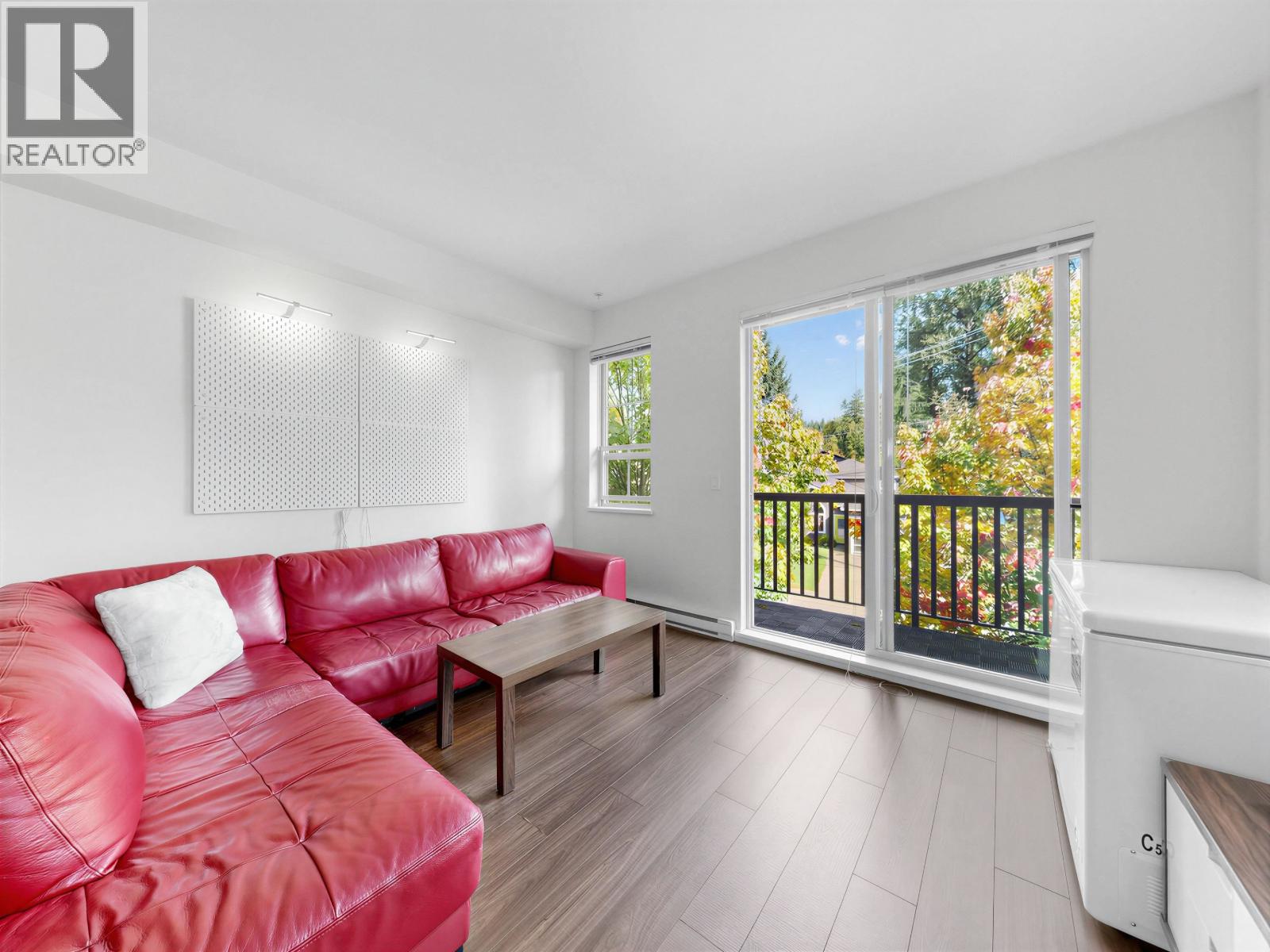 21 433 Seymour River Place Property Photo 14