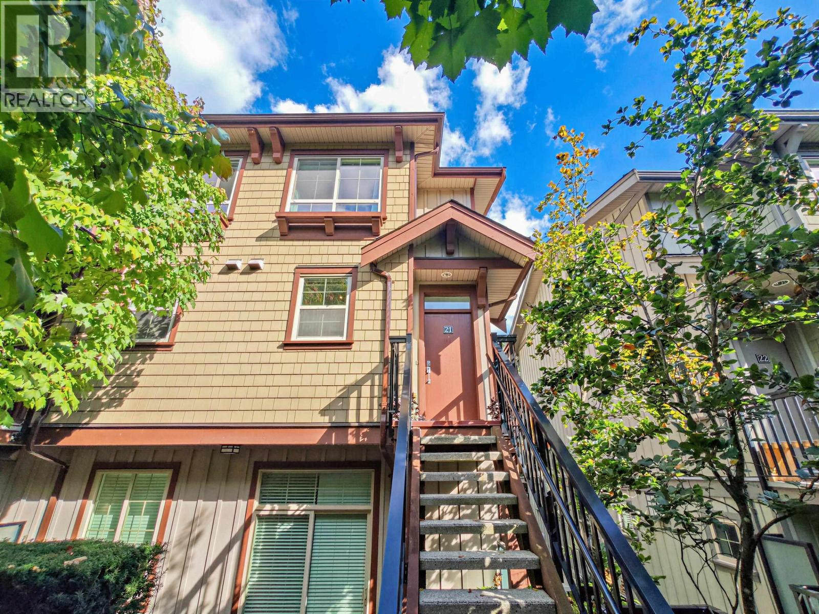 21 433 Seymour River Place Property Photo 32