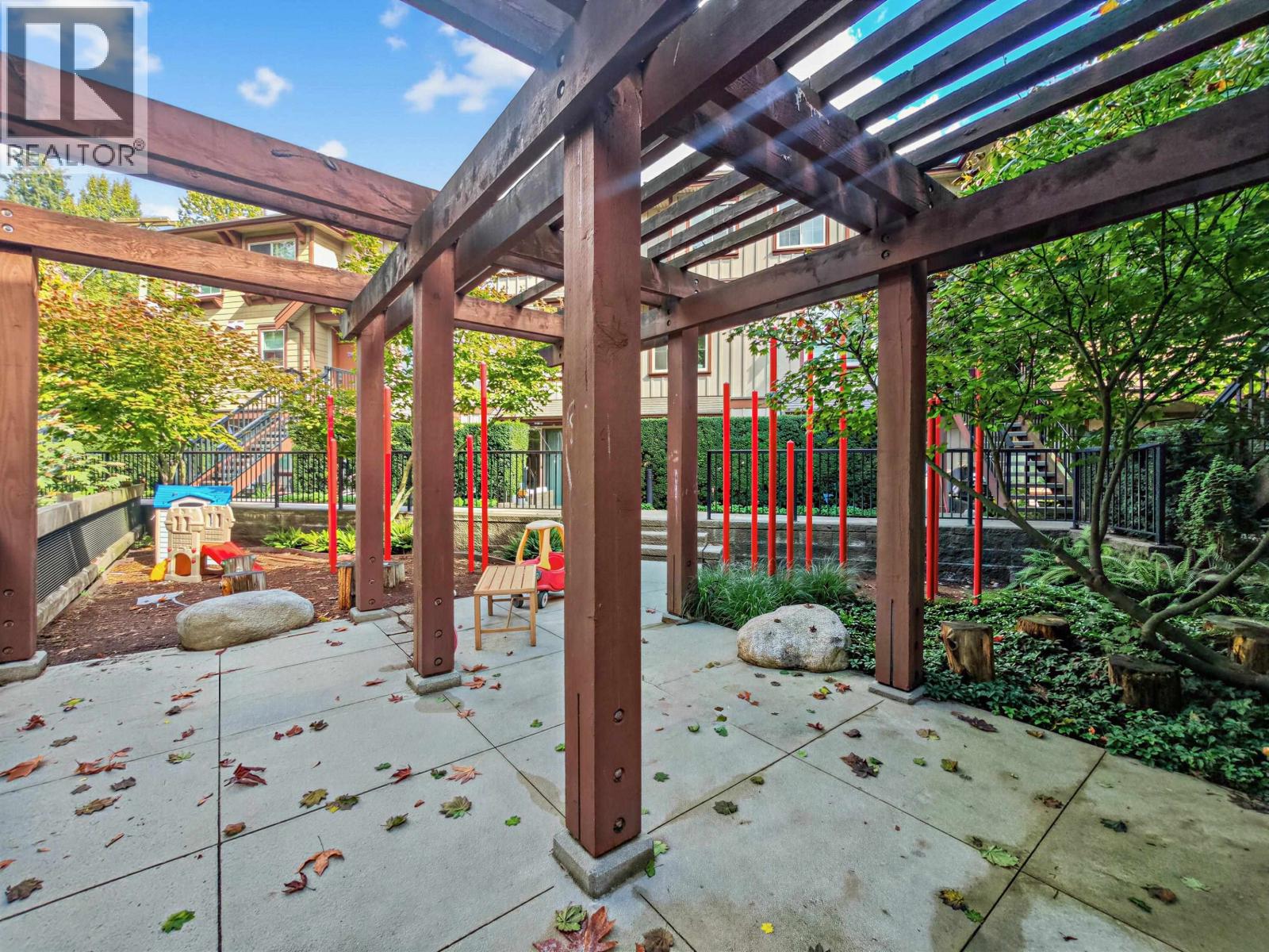 21 433 Seymour River Place Property Photo 33