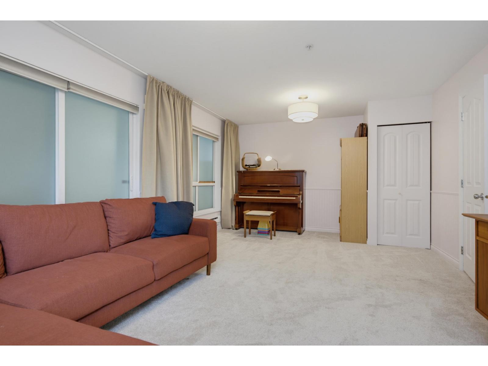 72 6450 199 Street Property Photo 31