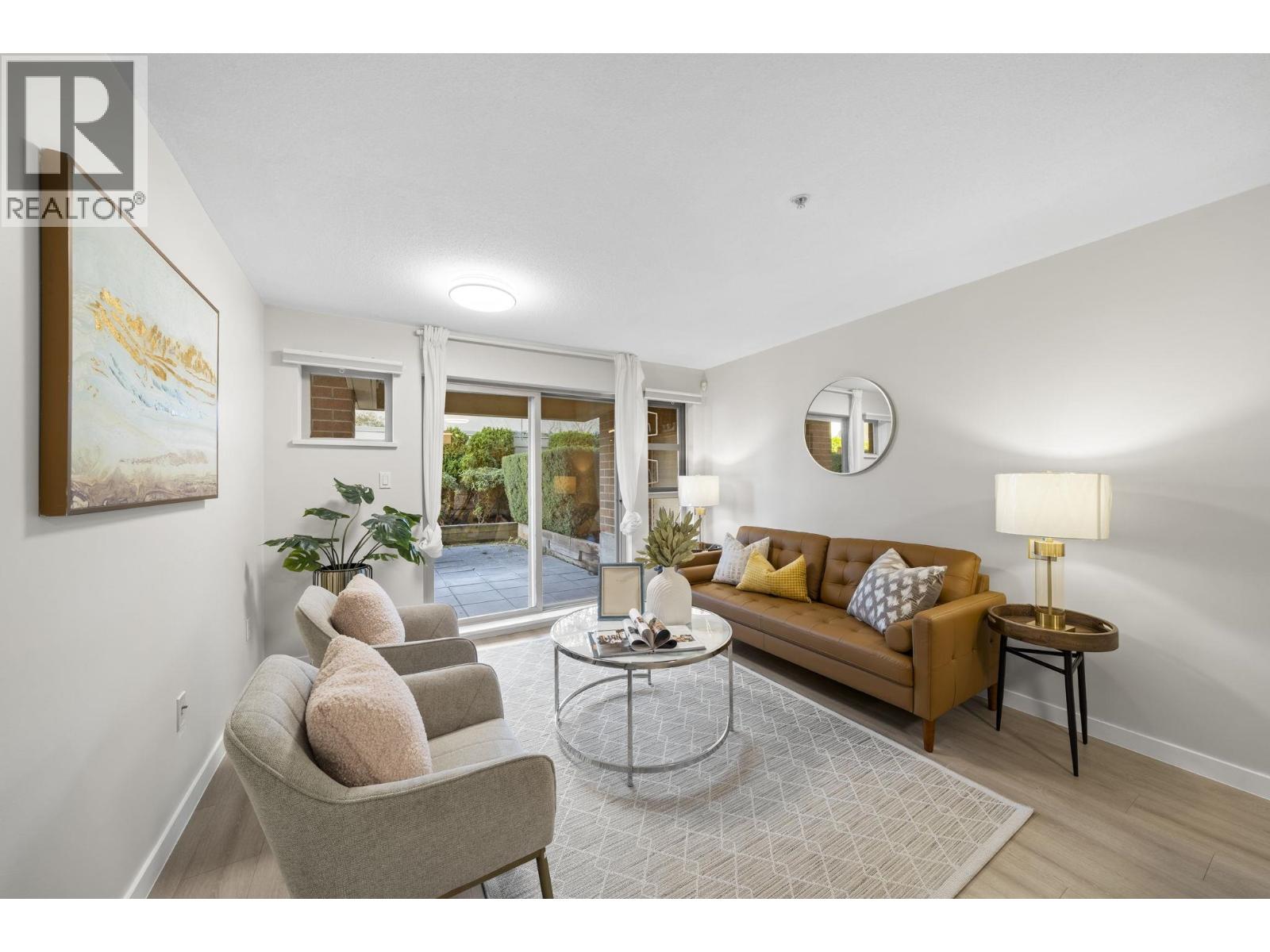 6106 5117 Garden City Road Property Photo 4