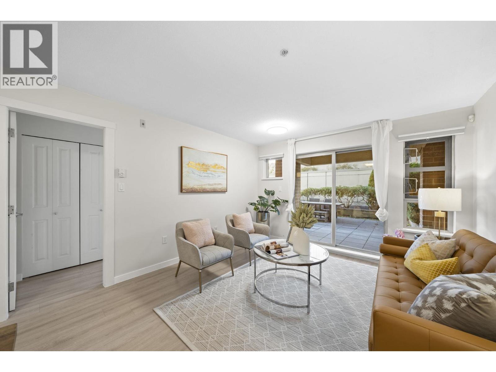 6106 5117 Garden City Road Property Photo 6