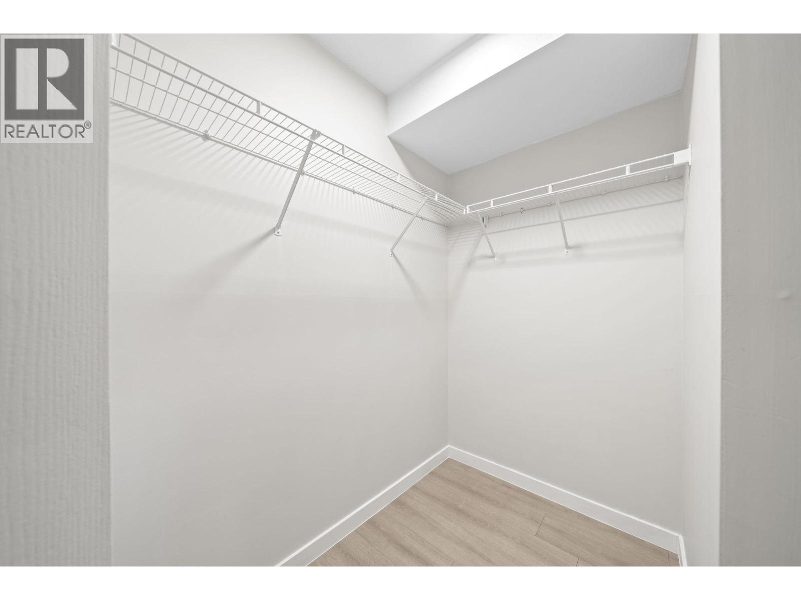 6106 5117 Garden City Road Property Photo 21