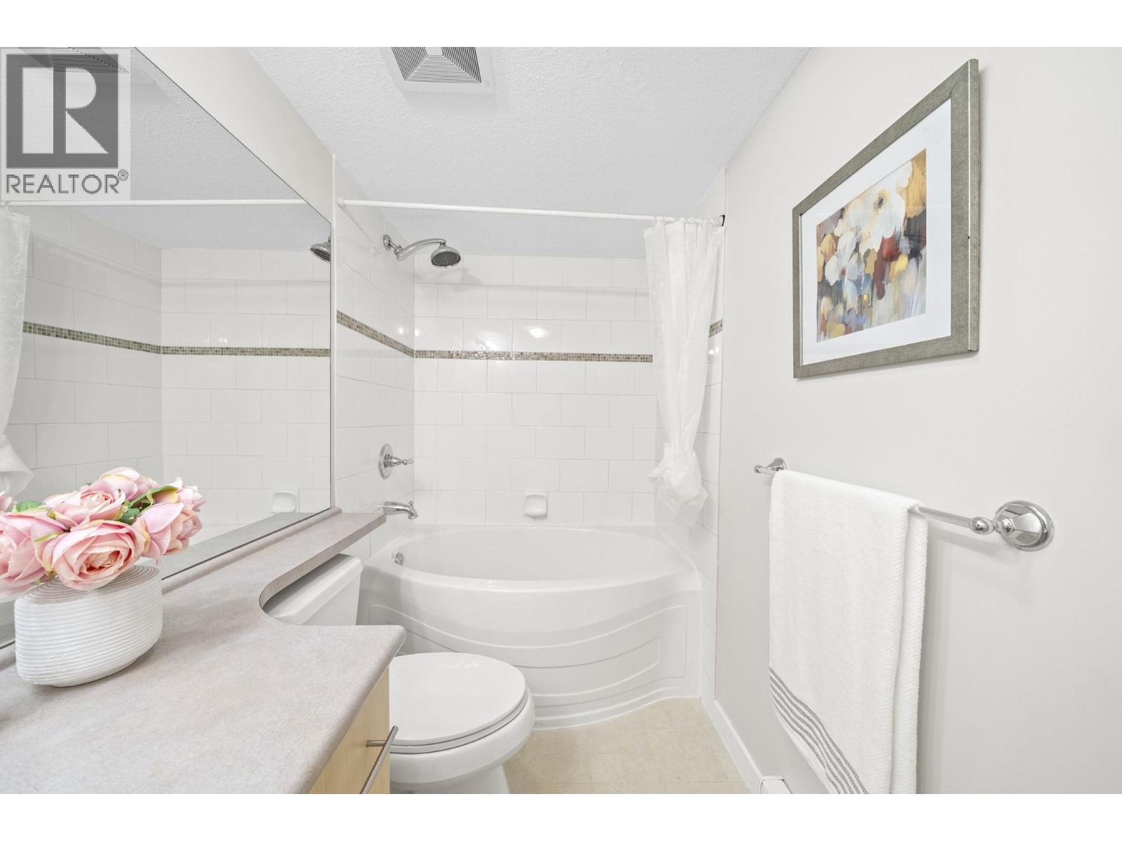 6106 5117 Garden City Road Property Photo 25