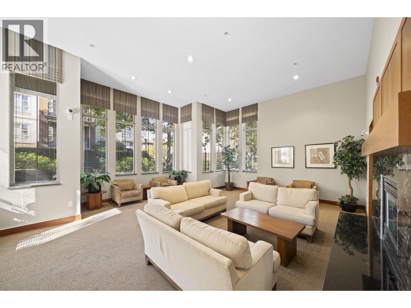 6106 5117 Garden City Road Property Photo 38