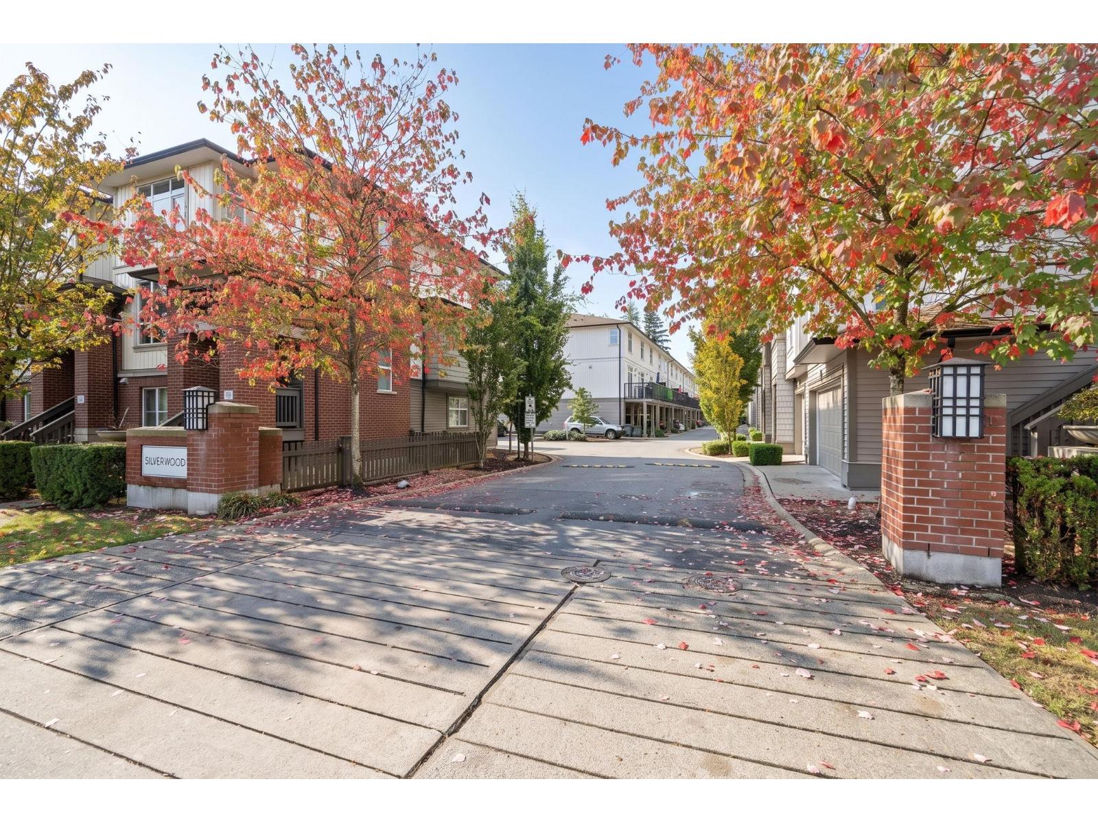57 8355 164 STREET Property Photo 1