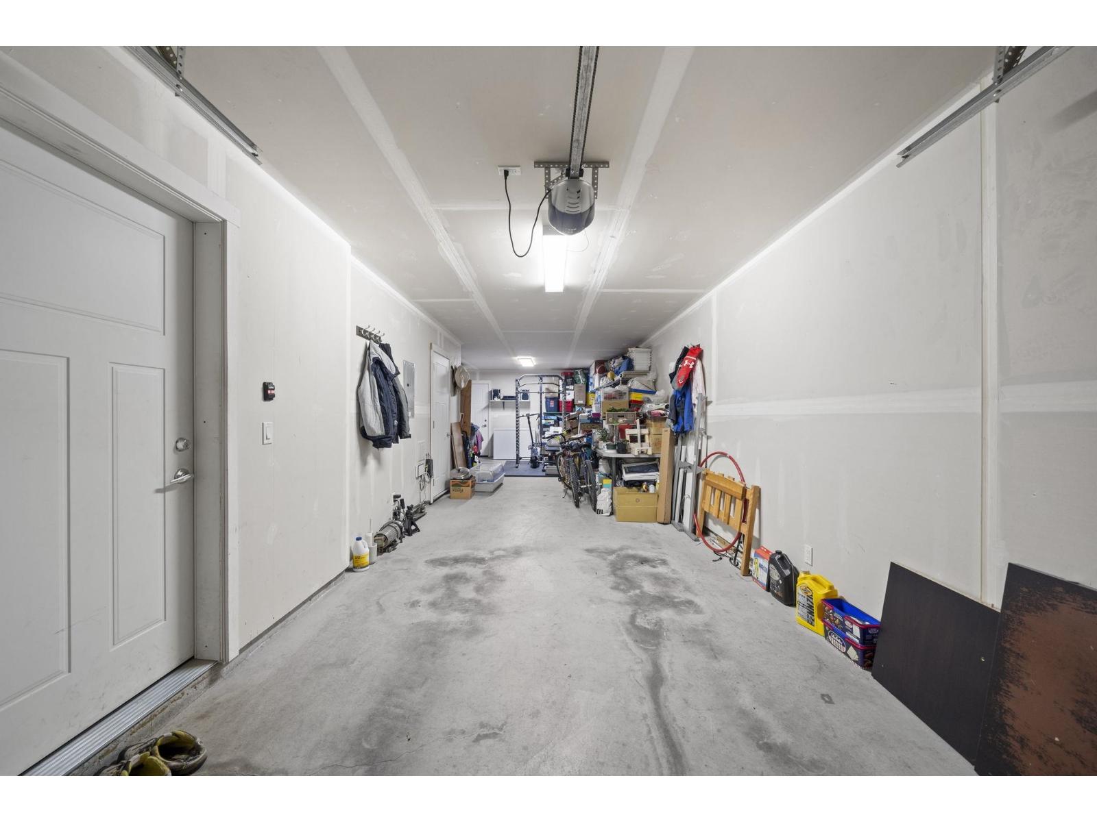 57 8355 164 Street Property Photo 17
