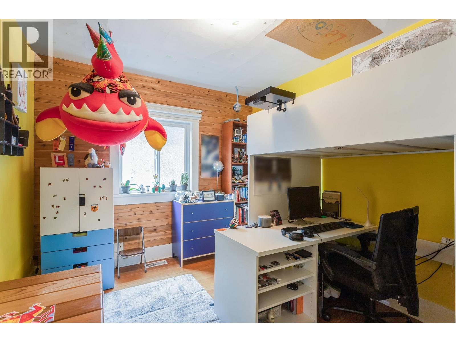 550 Cassiar Street Property Photo 15