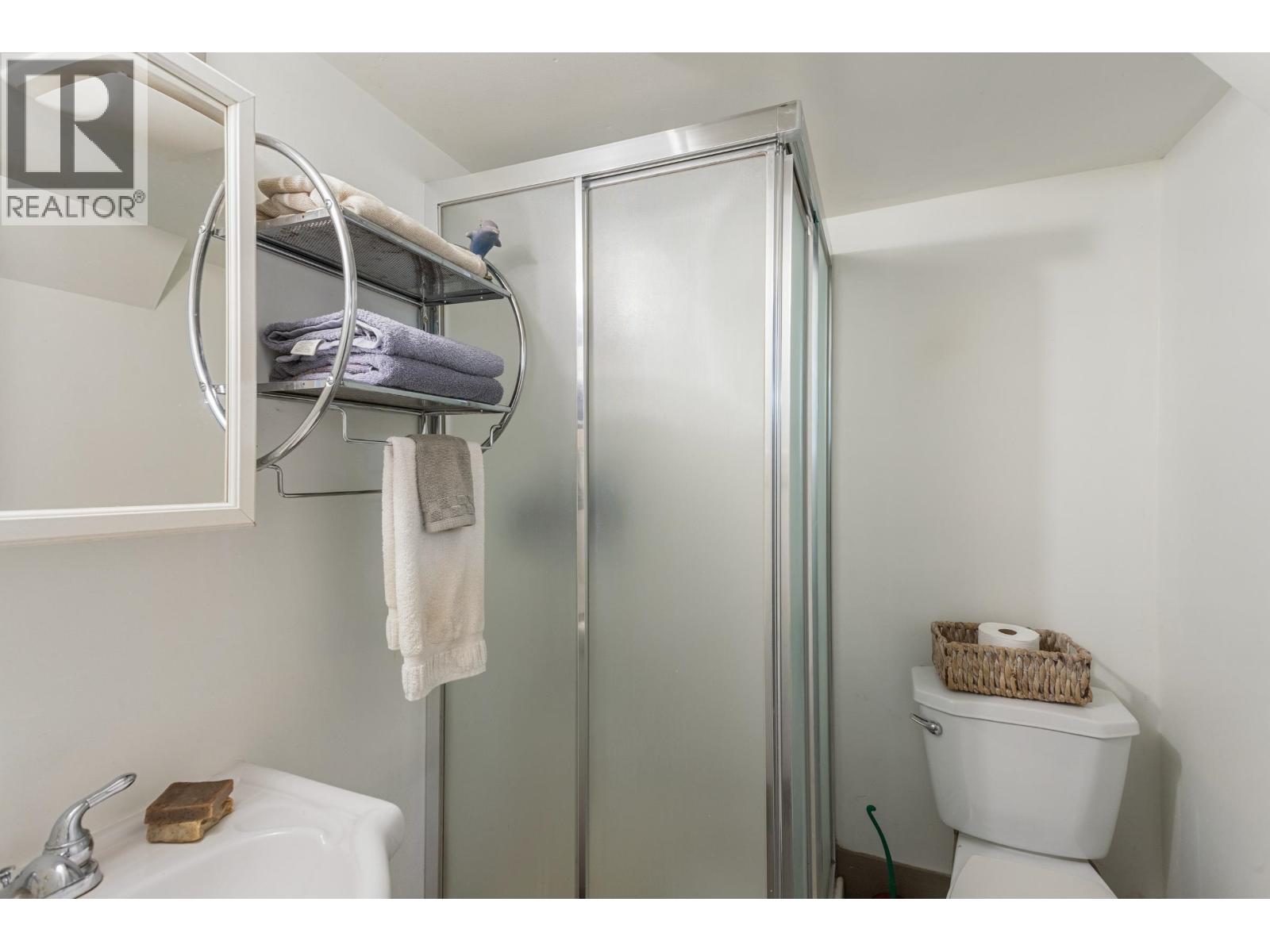 550 Cassiar Street Property Photo 19
